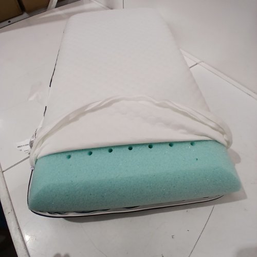 GEL MEMORY FOAM PILLOW - QUEEN - WHITE image 4