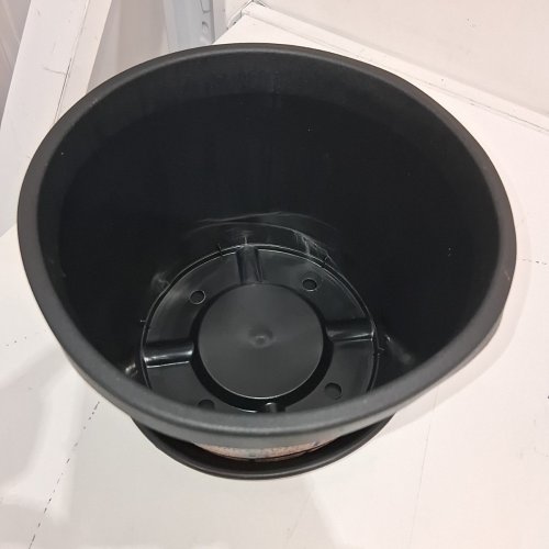DECORATIVE PLANTER POT WITH SAUCER - BROWN / BLACK image 4