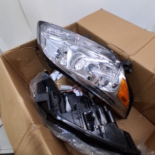2PC WEELMOTO LEFT AND RIGHT HEADLIGHT ASSEMBLY - FITS 2013 TO 2015 CHEVROLET MALIBU (MODEL: CVML-13) image 5