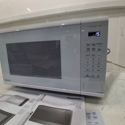 PANASONIC 2.2CU.FT/1200W THE GENIUS INVERTER MICROWAVE OVEN - WHITE - (NN-ST966W) image 4