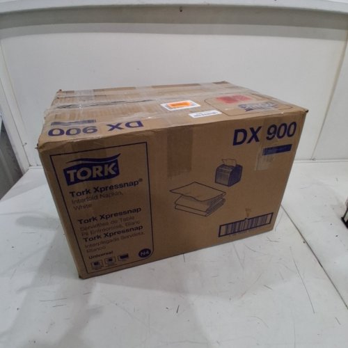 12PK TORK XPRESSNAP INTERFOLD NAPKINS - 500 PER PACK (6000 TOTAL) 13" X 8.5" - WHITE (MODEL: DX 900) image 5