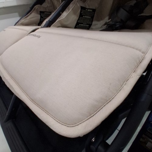 UPPABABY MINU DUO SIDE-BY-SIDE DOUBLE STROLLER LIGHTWEIGHT + COMPACT DESIGN - 100LBS CAP - 26" WIDE - sandstone image 4