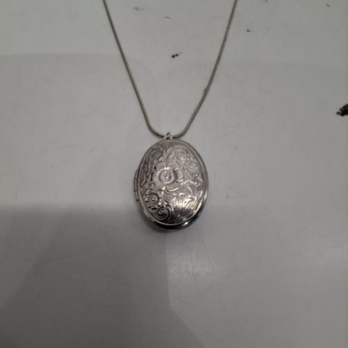 WOMENS FLORAL OVAL LOCKET NECKLACE PENDANT- S925 CHAIN STERLING SILVER image 3