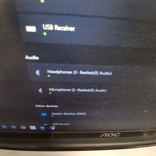 JLAB AUDIO STUDIO WIRELESS BLUETOOTH ON-EAR HEADPHONES - BLACK (MODEL: AFCHBASTUDIORBLK4) image 2