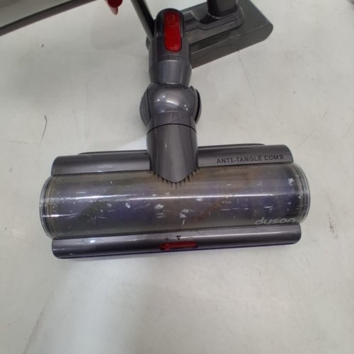 DYSON V15 DETECT TOTAL CLEAN EXTRA CORDLESS VACUUM CLEANER WITH 2 ATTACHMENTS - GREY (MODEL: V15) image 10