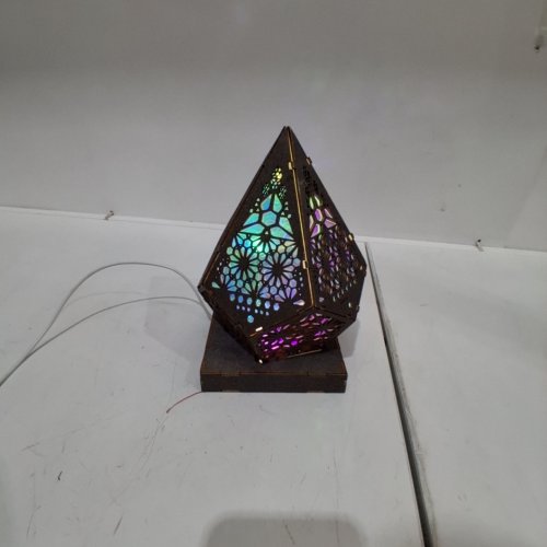 GEOMETRIC DECORATIVE LANTERN LIGHT - BROWN WOOD/MULTICOLOURED image 2
