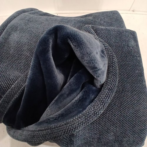 BERKSHIRE BLANKET & HOME CO. CHENILLE KNIT THROW BLANKET - 60" X 70" - DARK BLUE (ITEM: 1901582) image 4