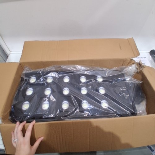 OFURAY SOLAR LED OUTDOOR COMMERCIAL STREET LIGHT WITH REMOTE- 15000W - XL - BLACK (MODEL: ONY-PRO MAX) image 3