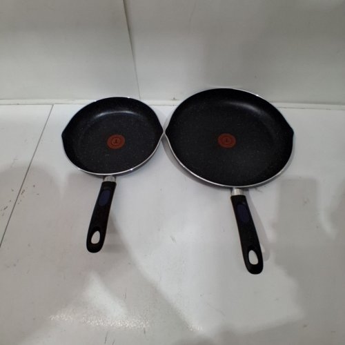2PC T-FAL NON STICK FRYING PAN SET -9.4"/11.8"- BLACK image 2