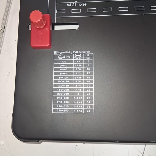 MYFULLY COMB BINDING PUNCH MACHINE 21-HOLES 100 PVC COMBS 1/4" - BLACK - (MODEL: ‎YM629-0001) image 5