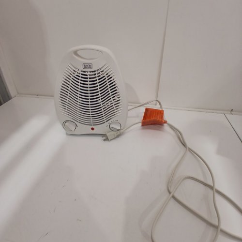 BLACK+DECKER PORTABLE SPACE HEATER WITH OVERHEAT PROTECTION FOR INDOORS - 1500W - WHITE - (MODEL:BHD101W) image 3