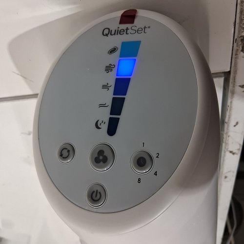 HONEYWELL QUIET SET TOWER FAN WITH REMOTE CONTROL - 10"X10"X40" - WHITE (MODEL#: HYF260) image 2