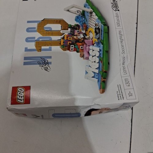 500PC LEGO LIONEL MESSI – SOCCER HIGHLIGHTS (MODEL: 43011 / 1939201) image 2