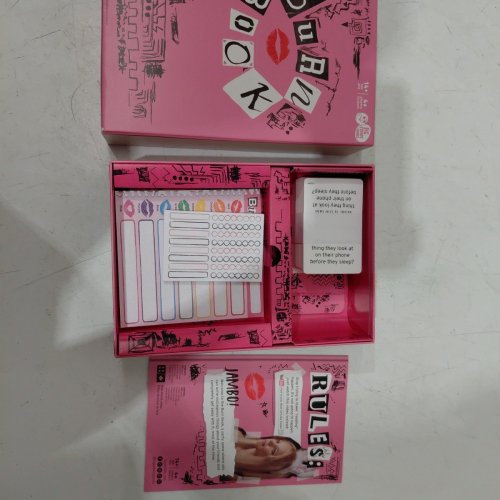 MEANGIRLS BURN BOOK THE PARTY CARD GAME image 3