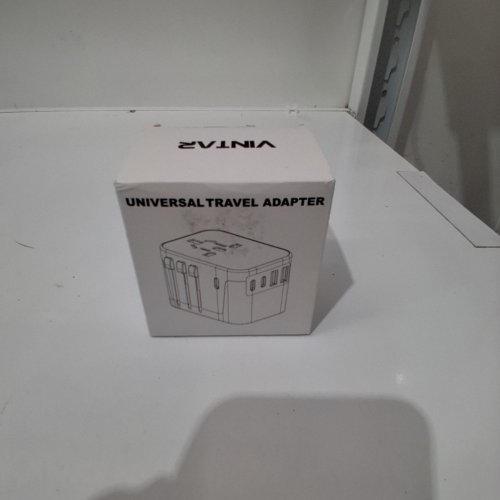 VINTAR UNIVERSAL/INTERNATIONAL TRAVEL ADAPTER - 1000W - 2500W - BLACK - (MODEL: JY-305B-C3) image 3