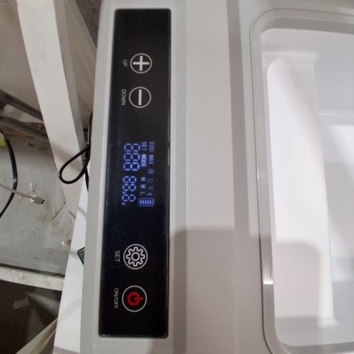 EUHOMY CAR REFRIGERATOR COMPRESSOR ELECTRIC COOLER WITH APP CONTROL - 12V - 10L - BLACK/GREY (MODEL: CF020-10GR-CAEH) image 2