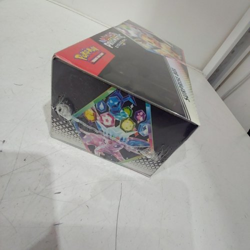 POKEMON SCARLET & VIOLET-PRISMATIC EVOLUTIONS SURPRISE BOX image 3