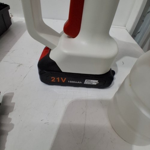 LITHIUM BATTERY CORDLESS CAR PRESSURE WASHER - 21 V, 1500 MAH, 130W, 150 L/H - WHITE / RED image 3