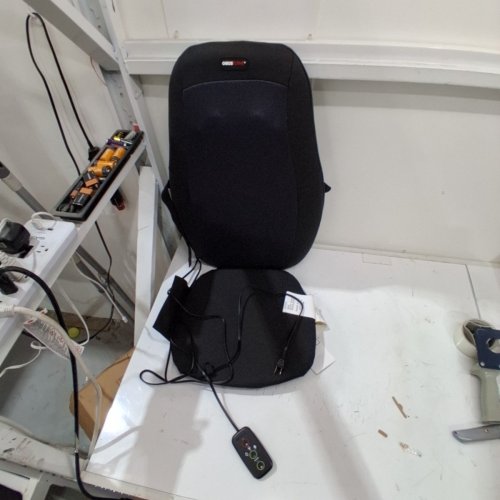 OBUSFORME DEEP KNEADING SHIATSU BACK MASSAGER WITH HEAT & 3 MASSAGE ZONES - BLACK (MODEL:SM-SMC-05C) image 3