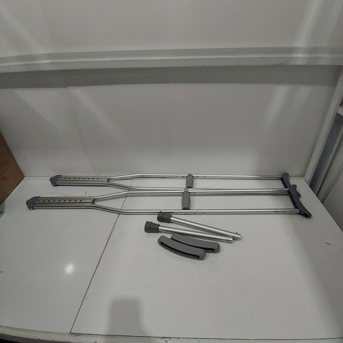 BIOS ADJUSTABLE CRUTCHES FOR ADULTS 5FT-SILVER(MODEL: 56036) image 2