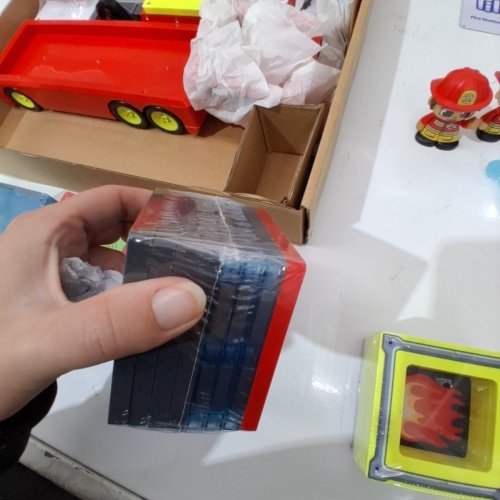 TILE TOWN FIRETRUCK MAGNETIC TILES BUILDING VEHICLE PLAYSET image 3