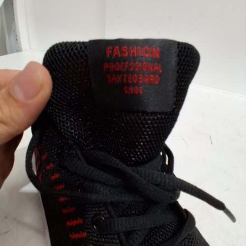 WOMEN'S SKATEBOARD SPORTS SNEAKER SHOES - 9.5 - BLACK / RED image 2