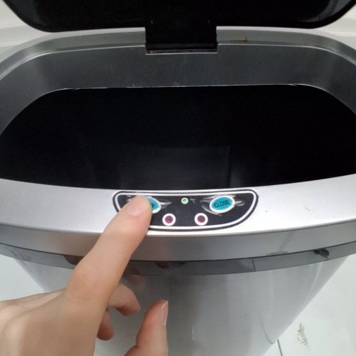 AUTOMATIC BATTERY POWERED MOTION SENSOR AND BUTTON OPERATED KITCHEN TRASH CAN - 13 GALLON CAPACITY - STAINLESS STEEL image 2