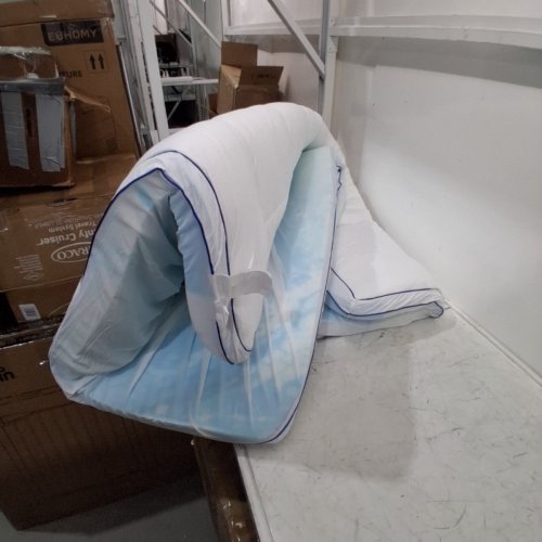 MEMORY FOAM MATTRESS TOPPER WITH PAD COVER - QUEEN - BLUE/WHITE image 3