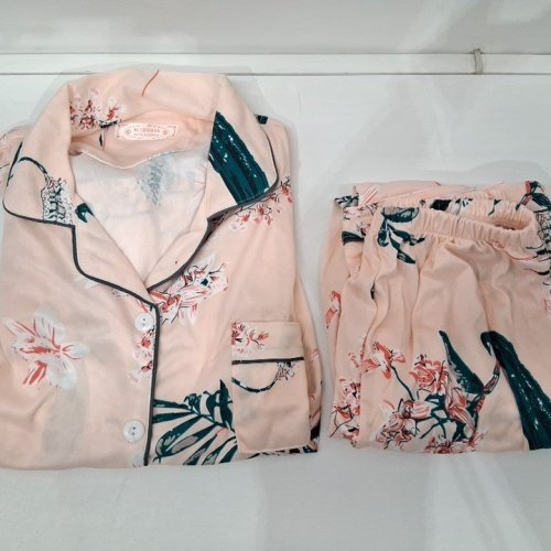 2PC FLORAL PAJAMA SET WITH LONG SLEEVE BUTTON UP TOP AND LONG PANTS - MEDIUM- PINK/GREEN FLORAL image 2