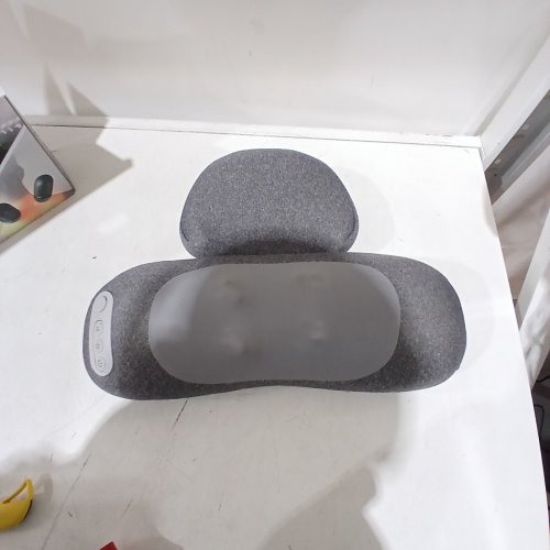 3-IN-1 NECK MASSAGER PILLOW WITH HEAT & TRACTION 8W - GREY (MODEL: YL-T02) image 4