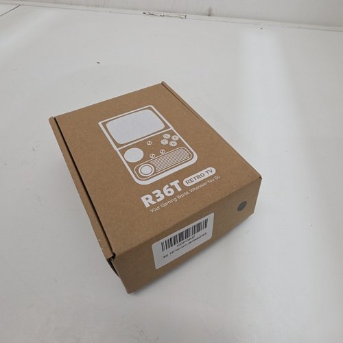 R36T RETRO TV STYLE GAMING HANDHELD WITH 18543 GAMES - 64GB - RGB LIGHT - BLACK image 4