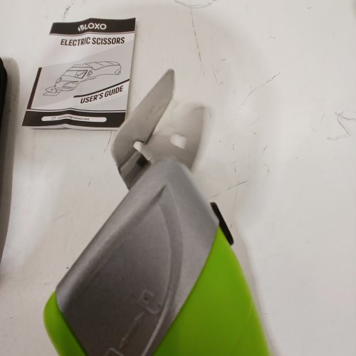 VLOXO CORDLESS ELECTRIC SCISSORS WITH 2 TYPE BLADES - GREEN (MODEL:CS4001) image 2