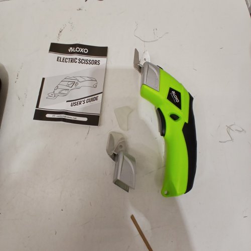 VLOXO CORDLESS ELECTRIC SCISSORS WITH 2 TYPE BLADES - GREEN (MODEL:CS4001) image 4