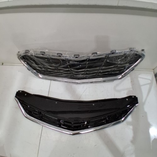 MATMACRO FRONT HOOD REPLACEMENT PART BUMPER MESH GRILL - FITS 2016 - 2018 CHEVY CRUZE - SILVER/BLACK (MODEL: XFL-GRL-TH1618UMMO-FBA) image 3