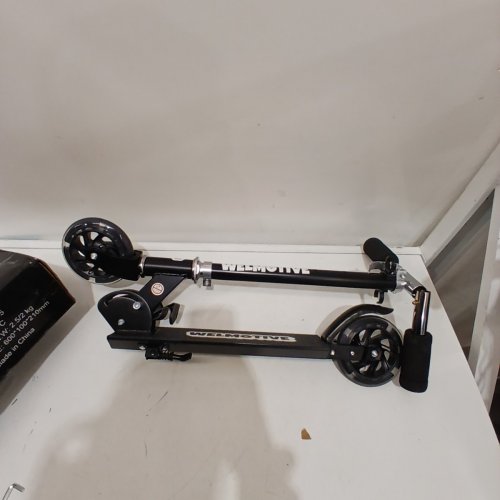WELMOTIVE KIDS KICK SCOOTER - BLACK (MODEL: 2015) image 3