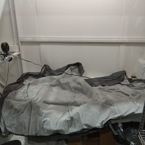 INTEX 64125ED DURA-BEAM PLUS FIBER-TECH AIR MATTRESS WITH BUILT-IN ELECTRIC PUMP - 18" H/ QUEEN - GREY (MODEL : AP619DP) image 2