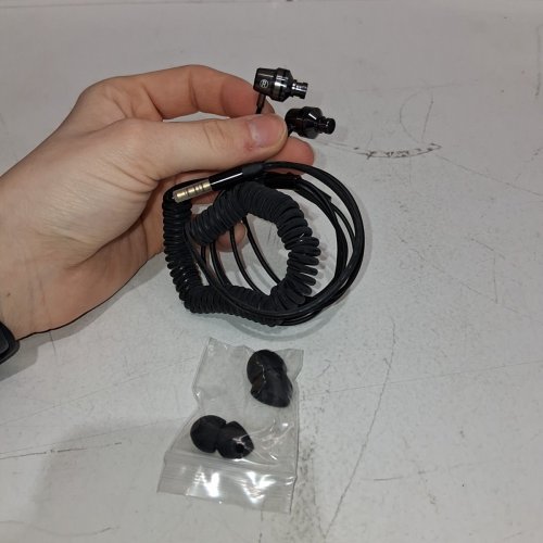 WIRED IN-EAR EARPHONES WITH SPRING COIL EXTENSION CABLE - 7.8FT - BLACK image 2