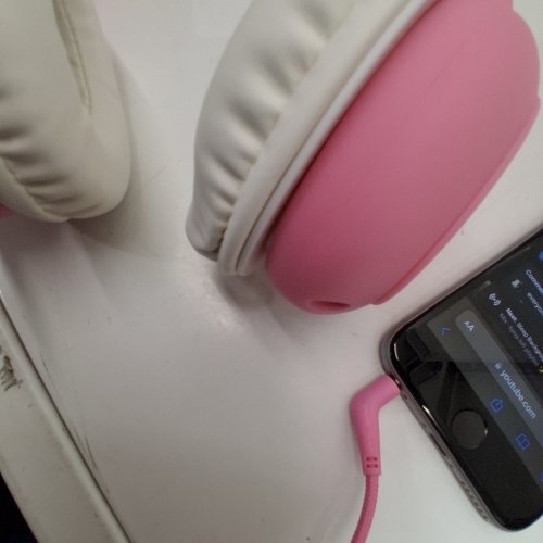 KIDS MPOW CH6S WIRED HEADPHONES - 3.5MM AUX - PINK/WHITE (MODEL: BH297B) image 2