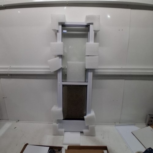 DOG DOOR FOR SLIDING GLASS DOOR - 8 1/4'' X 12 1/4'' - WHITE (MODEL: CWM03-M) image 3