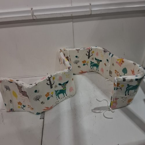 WOODLAND ANIMAL PRINT CRIB BUMPER - WHITE, MULTICOLOR image 2