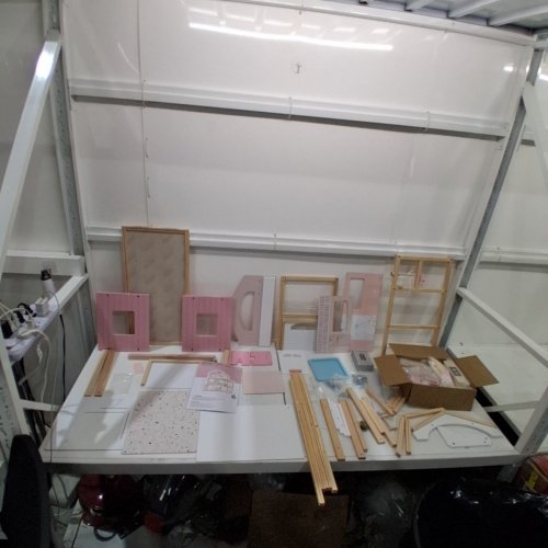 ROBUD WOODEN DOLLHOUSE WITH 6 ROOMS AND 29-PCS FURNITURE SET - PINK (MODEL: ‎RB-WDH16) image 2