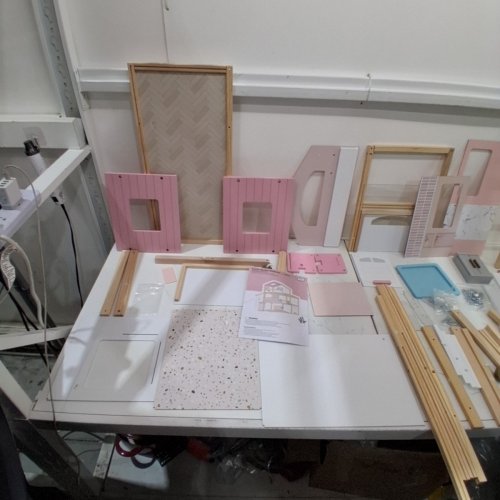 ROBUD WOODEN DOLLHOUSE WITH 6 ROOMS AND 29-PCS FURNITURE SET - PINK (MODEL: ‎RB-WDH16) image 6