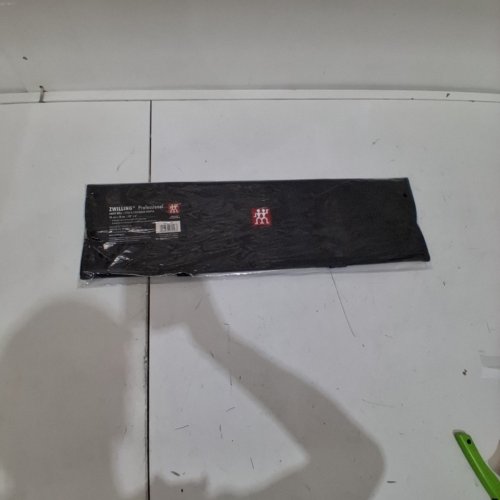 ZWILLING J.A. HENCKELS PROFESSIONAL KNIFE ROLL, 7 SLOTS - BLACK - (MODEL:35002-500) image 2