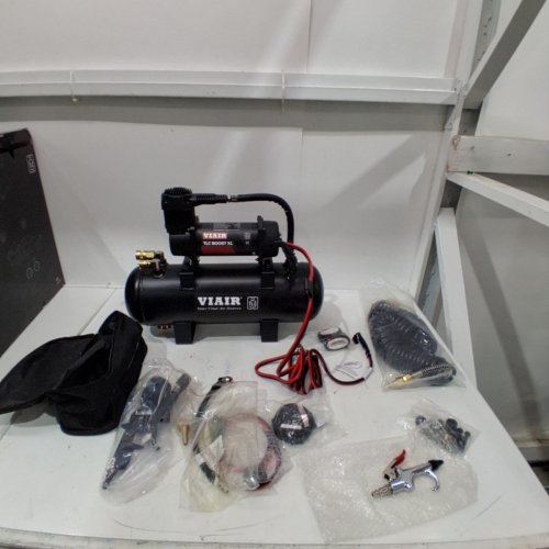 VIAIR TLC BOOST XL AIR COMPRESSOR/TIRE INFLATOR SOURCE KIT WITH BLOW GUN, INFLATION TIPS, PRESTA VALVE CHUCK & 30FT COIL HOSE - 150 PSI /2GAL - BLACK - (MODEL: 42041/TLC BOOST XL) image 2