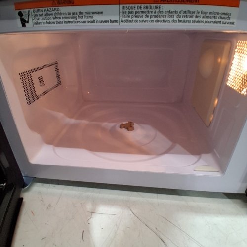 COMFEE COUNTERTOP MICROWAVE OVEN - 0.7 CU.FT/700W - BLACK (MODEL: CM-M201K-BK) image 5
