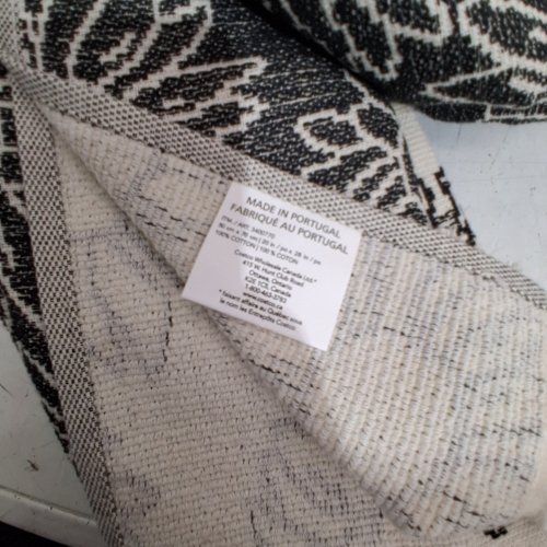 6PK MADE IN PORTUGAL KITCHEN TOWELS - 20" X 28" - BLACK/WHITE (MODEL: 3400770) image 2