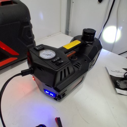 FEANSIFEI 4-IN-1 ELECTRIC CAR JACK, AIR COMPRESSOR, AND PUMP - 12V - 5 TON - BLACK image 2