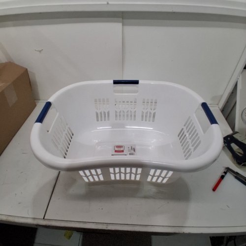 RUBBERMAID XL HIP HUGGER LAUNDRY BASKET WHITE image 2