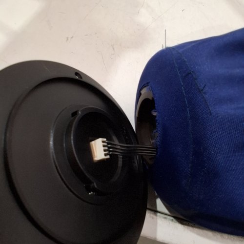 GARVEE PATIO UMBRELLA WITH CRANK LIFT & PUSH BUTTON TILT - 9FT - BLUE (MODEL:PPG_34FLNQDL) image 9