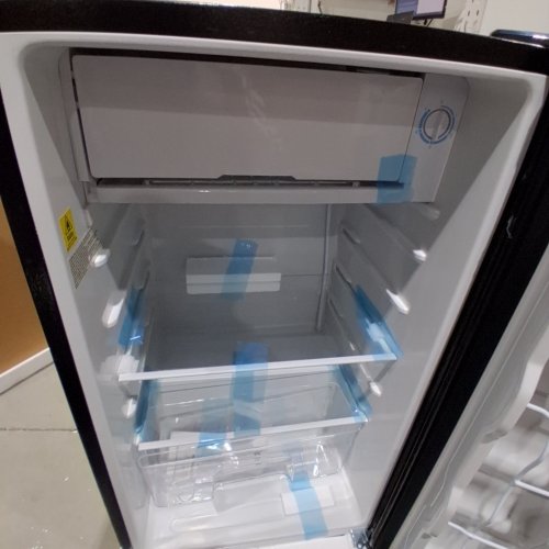 UPSTREMAN SINGLE DOOR MINI FRIDGE WITH FREEZER AND MINI ICE TRAY - 3.2 CU. FT. - BLACK (MODEL: BR321) image 3
